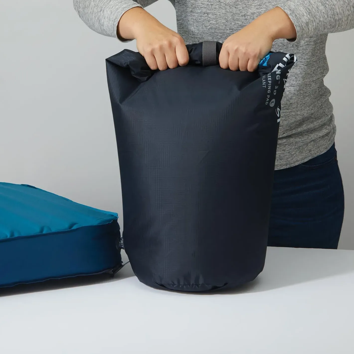 Therm-A-Rest Oppustelige Liggeunderlag<Mondoking 3D Blue Large Blå (LYONS BLUE)